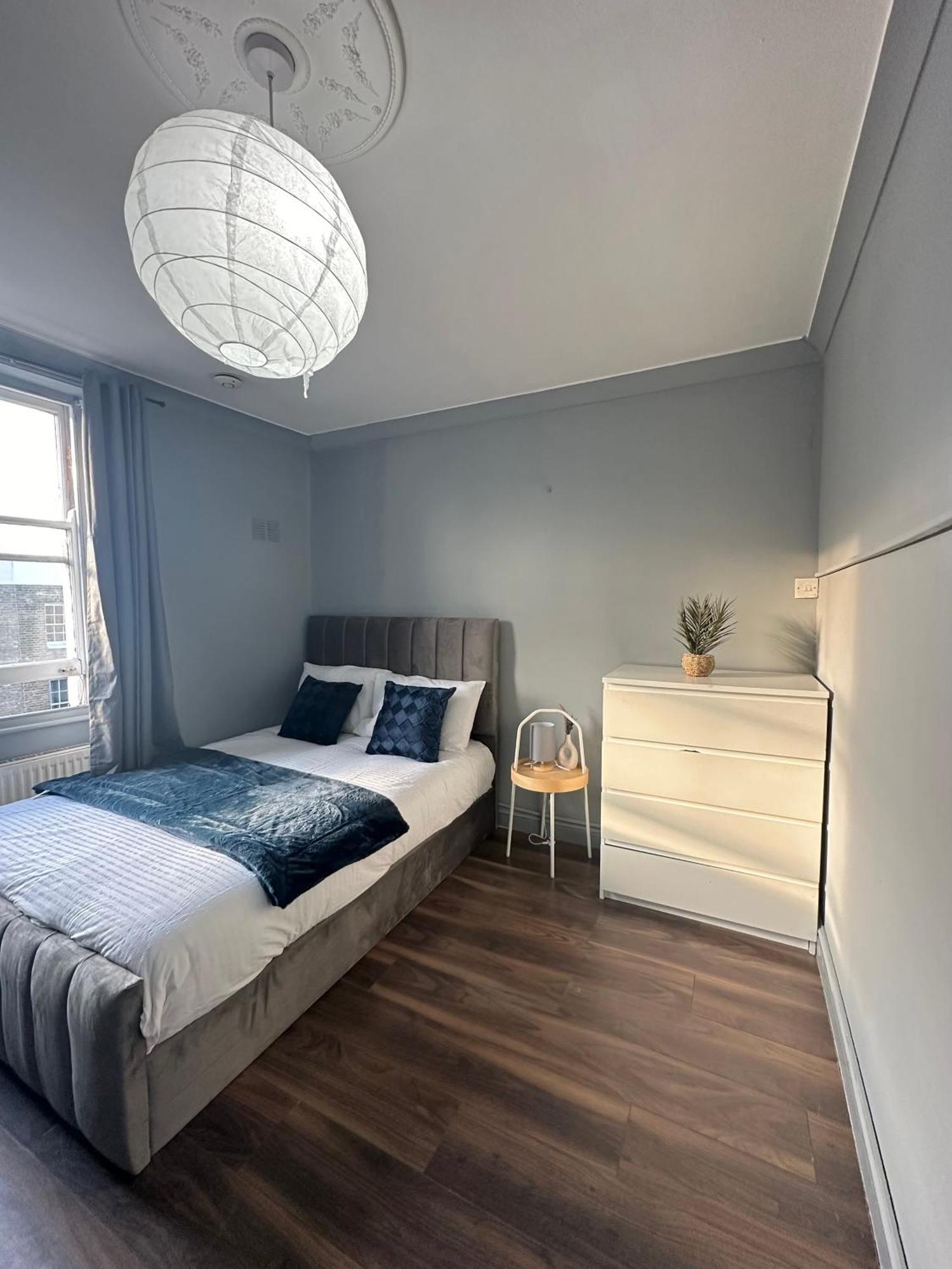Luxury Room In A 4 Bedroom Flat! 4 Minutes Walk To Kingscross, St Pancras Londen Buitenkant foto